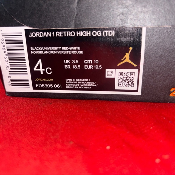 Air Jordan 1s - Picture 4 of 4